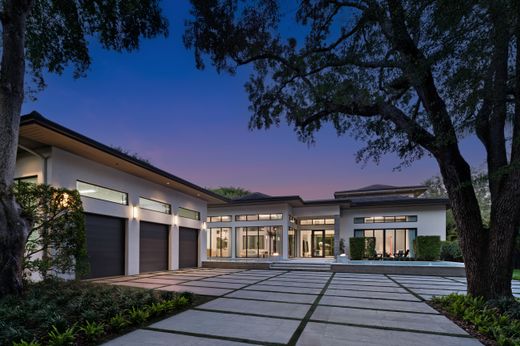 Luxury home in Pinecrest, Miami-Dade