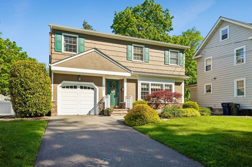 Detached House in Fanwood, Union County