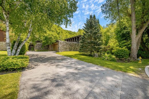 Detached House in Toronto, Ontario