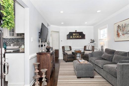 Dom jednorodzinny w Birmingham, Oakland County