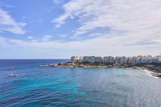 Duplex appartement in San Ġiljan, Saint Julian's