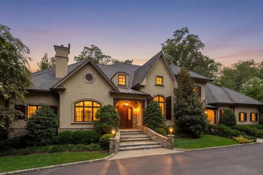 Luxury home in Potomac, Montgomery County