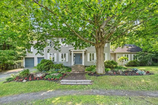 Dom jednorodzinny w Hudson, Montérégie