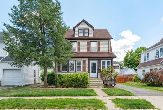 Casa en Bloomfield, Essex County