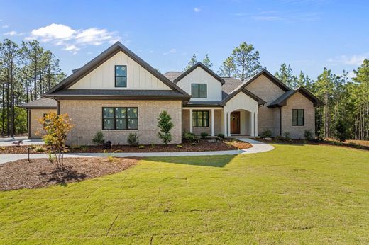 단독 저택 / Pinehurst, Moore County