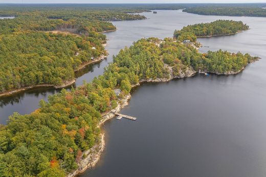 Honey Harbour, District Municipality of Muskokaの一戸建て住宅