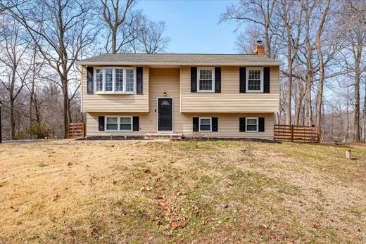 Luxury home in Chesapeake Beach, Calvert County