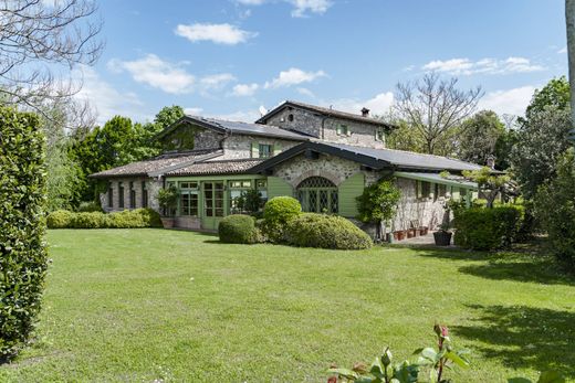 Detached House in Monzambano, Province of Mantua