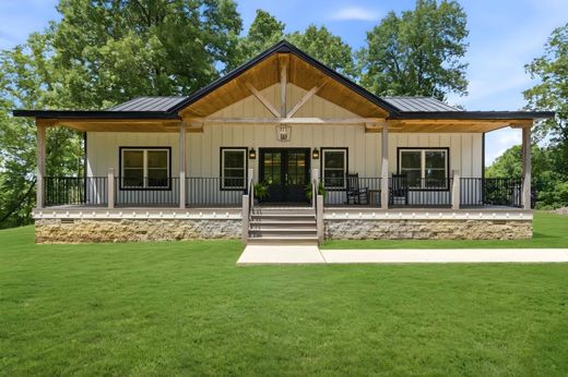 Luxury home in Pulaski, Giles County