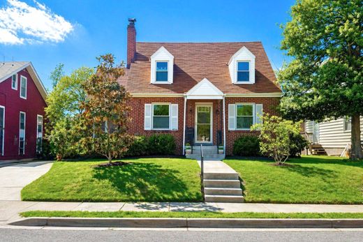 Luxury home in Mount Rainier, Prince Georges County