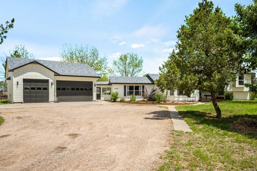 Luxury home in Parker, Douglas County