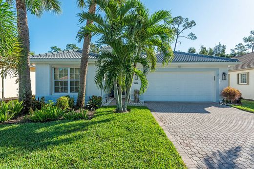 Detached House in Naples, Collier County