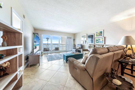 Apartment in Pompano Beach, Broward County