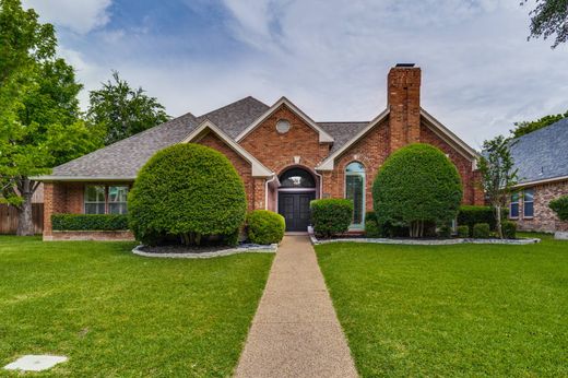 Detached House in Dallas, Dallas County
