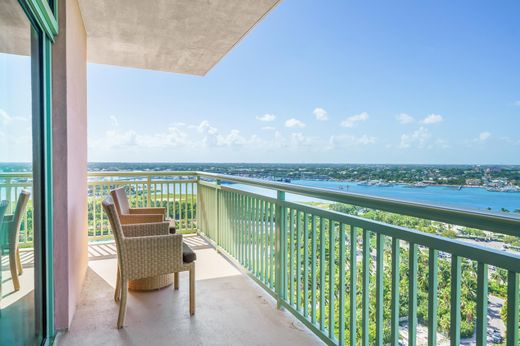 Apartment / Etagenwohnung in Paradise Island, New Providence District