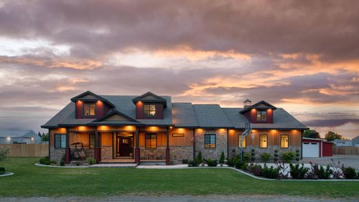 Detached House in Kennewick, Benton County