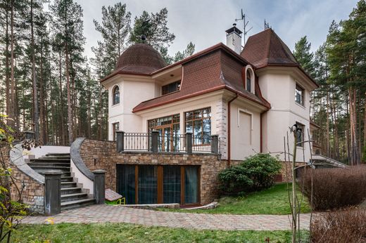 Detached House in Baltezers, Rīga