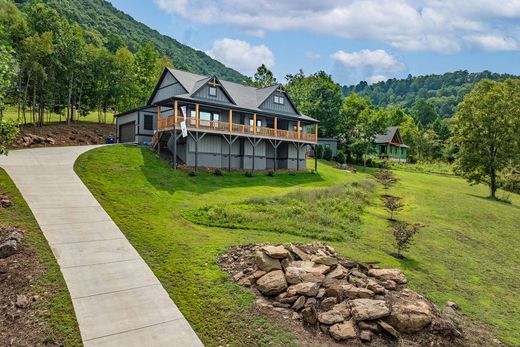 Vrijstaand huis in Leicester, Buncombe County