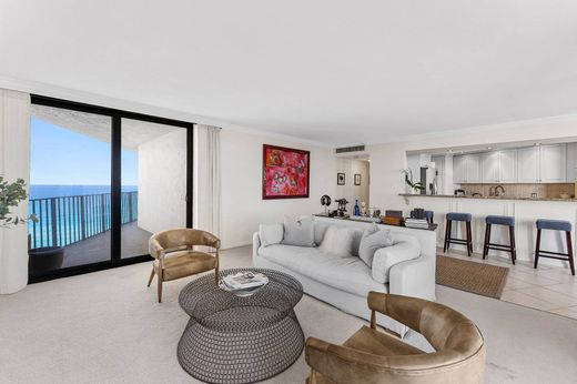 Apartment / Etagenwohnung in Palm Beach Shores, Palm Beach County