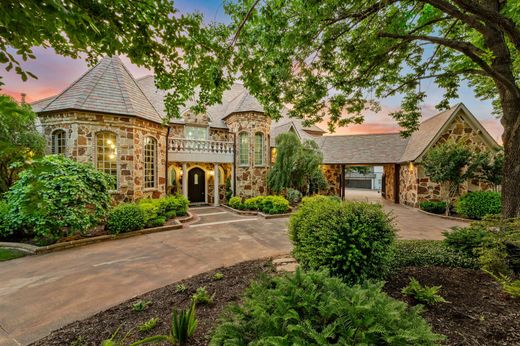 Detached House in Flower Mound, Denton County