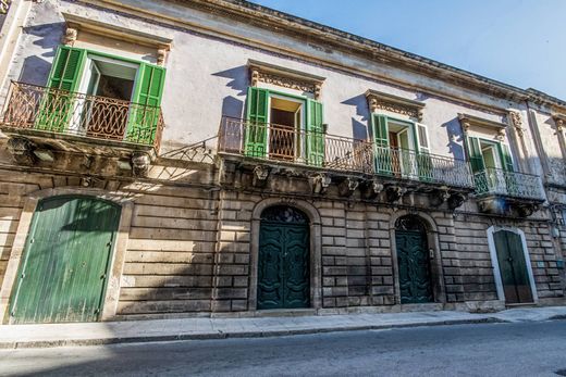 Modica, Ragusaの一戸建て住宅