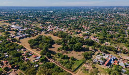 Land in Luque, Departamento Central