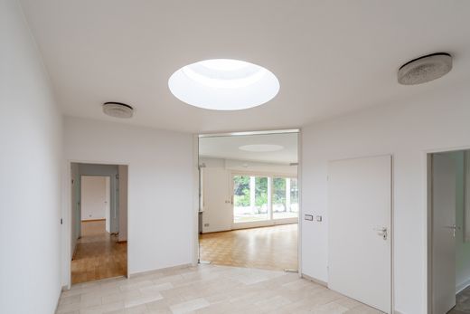 Detached House in Wiesbaden, Regierungsbezirk Darmstadt