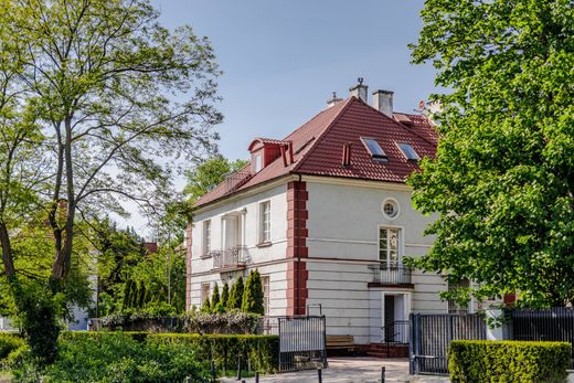 Casa di lusso a Varsavia, Warszawa