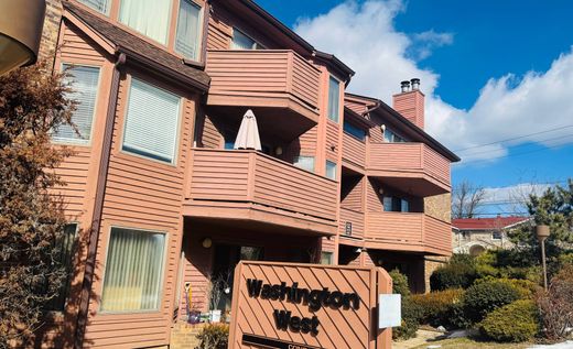 Piso / Apartamento en Fort Lee, Condado de Bergen