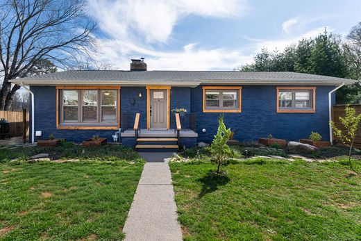 Müstakil ev Asheville, Buncombe County