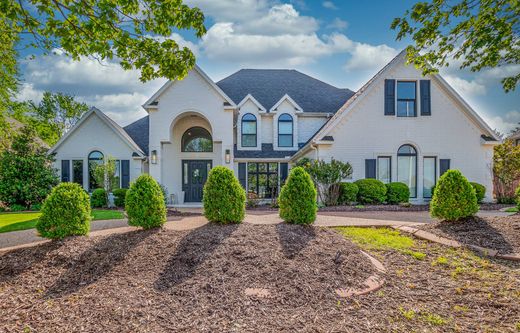 Detached House in Rogers, Benton County