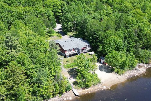 Частный Дом, Sainte-Julienne, Lanaudière