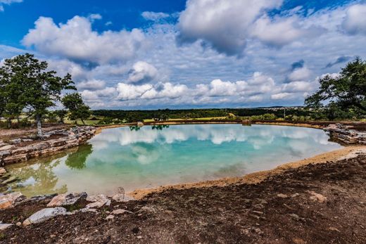 منزل ريفي ﻓﻲ Dripping Springs, Hays County