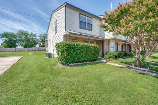 Casa adosada en Denton, Denton County
