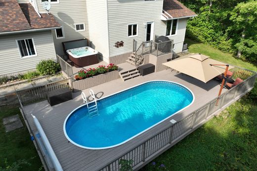 Einfamilienhaus in Lansdowne, United Counties of Leeds and Grenville