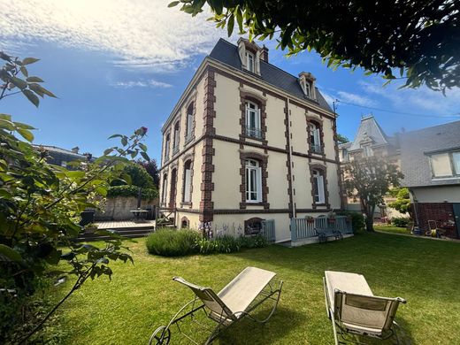Detached House in Caen, Calvados