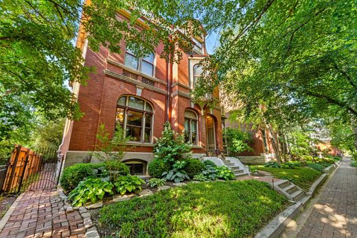 Luxury home in St. Louis, Missouri