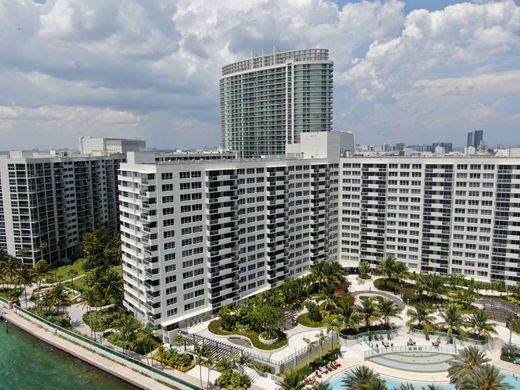 Apartament w Miami Beach, Miami-Dade County