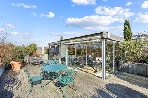 Apartment in La Muette, Auteuil, Porte Dauphine, Paris