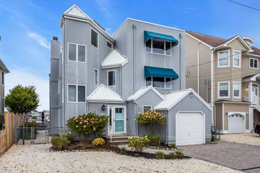 Detached House in Toms River, Ocean County