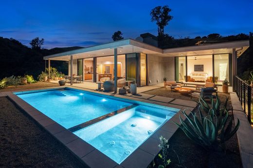 Luxury home in Santa Paula, Ventura County
