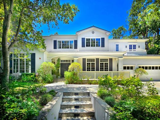 Detached House in Encino, Los Angeles County