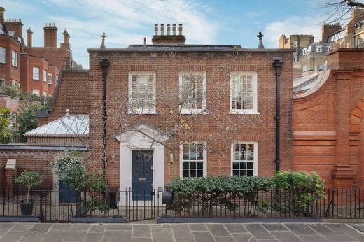 Смежная Вилла, Лондон, Greater London