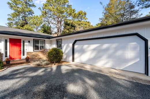 Einfamilienhaus in Pinehurst, Moore County