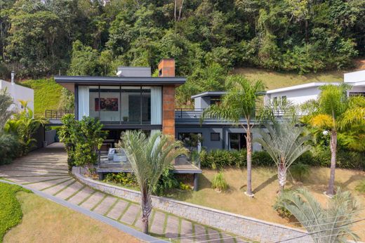 Detached House in Teresópolis, Rio de Janeiro