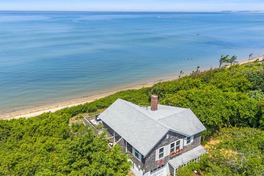 Detached House in Eastham, Barnstable County