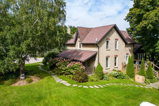 Priceville, Grey Countyのカントリーハウス