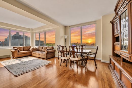 Apartment in Forest Hills, Queens