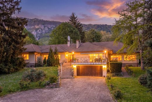 Detached House in Archamps, Haute-Savoie