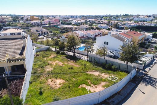 Land in Lagoa, Distrito de Faro